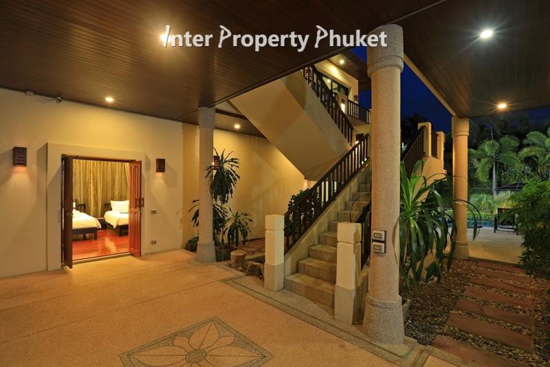 RR159 4 Bedrooms villa for rent