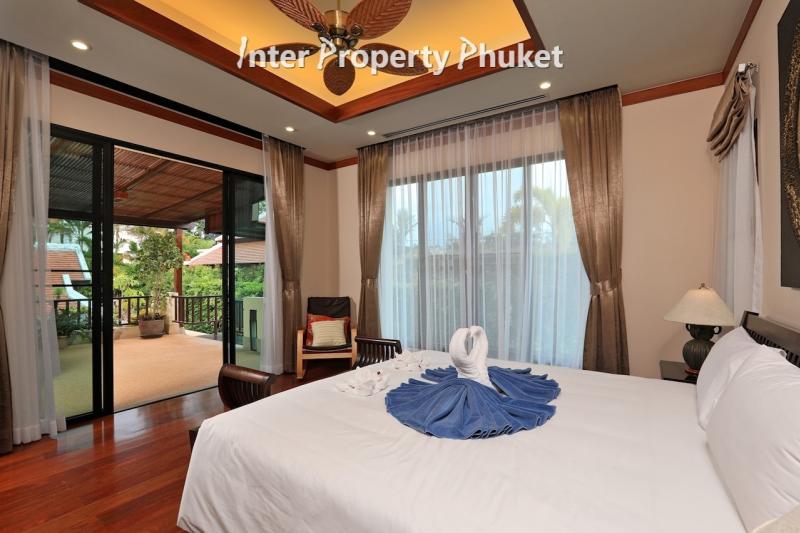 RR159 4 Bedrooms villa for rent