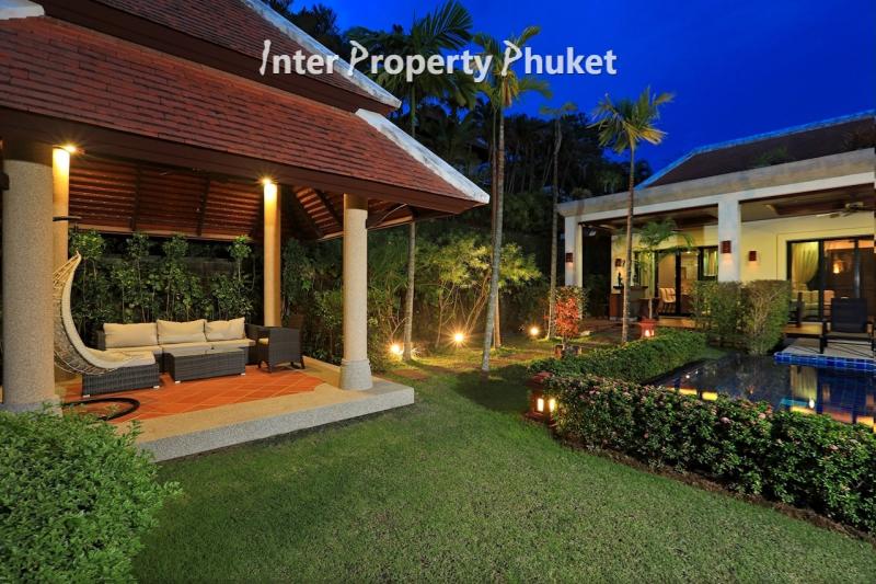 RR159 4 Bedrooms villa for rent