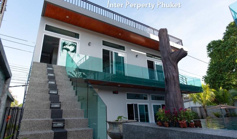 RSR023 8 Bedrooms house for rent and sale