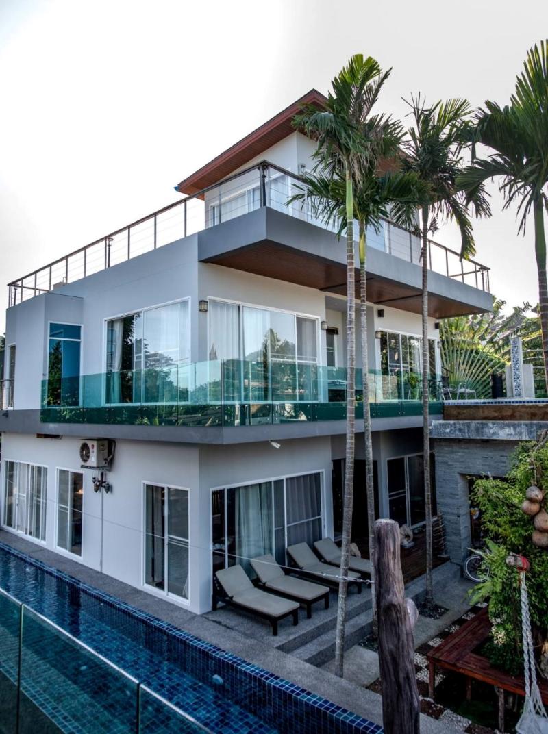 RSR023 8 Bedrooms house for rent and sale