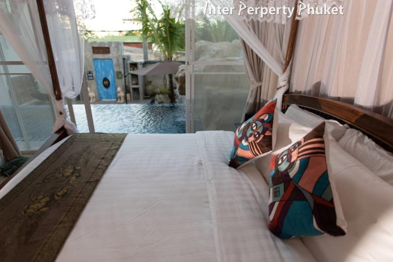 RSR023 8 Bedrooms house for rent and sale