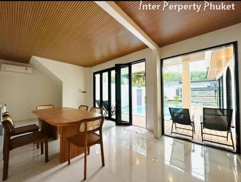 SR096 4 Bedrooms villa for sale