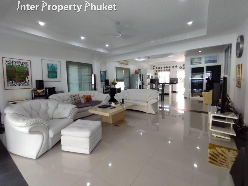 STLC089 4 Bedrooms house for sale