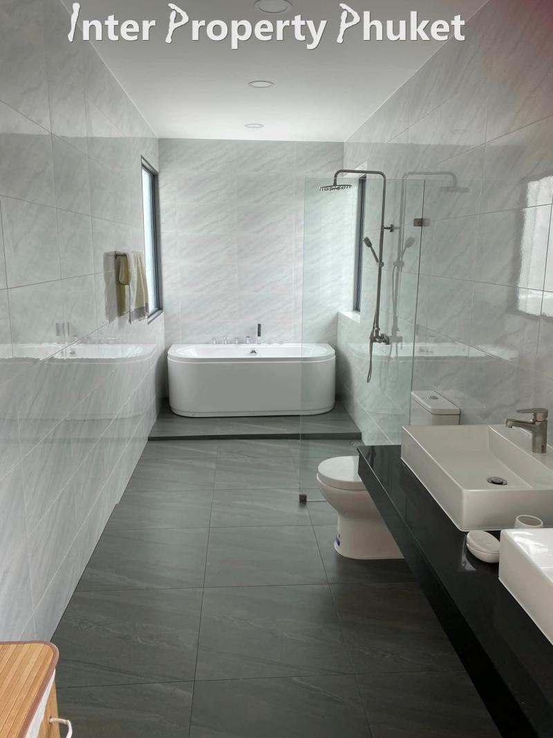 RSR024 3 Bedrooms house for rent and sale