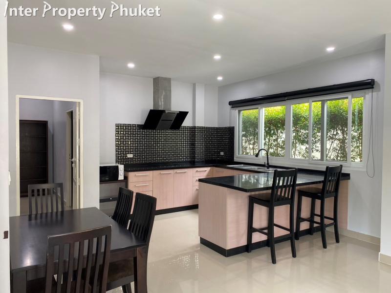 RR311 3 Bedrooms villa for rent