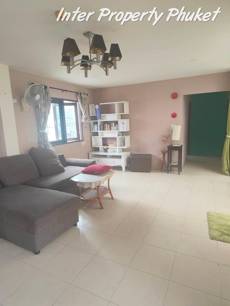 9 Bedrooms house for rent and sale