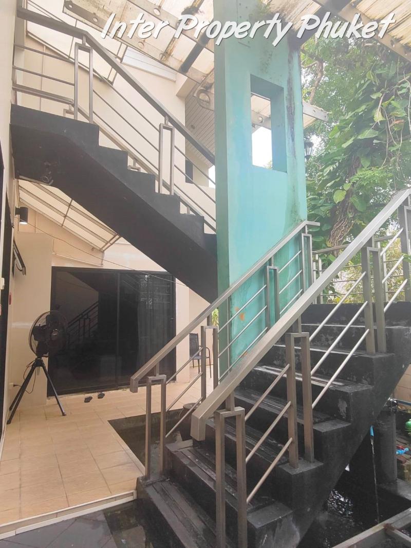 9 Bedrooms house for rent and sale