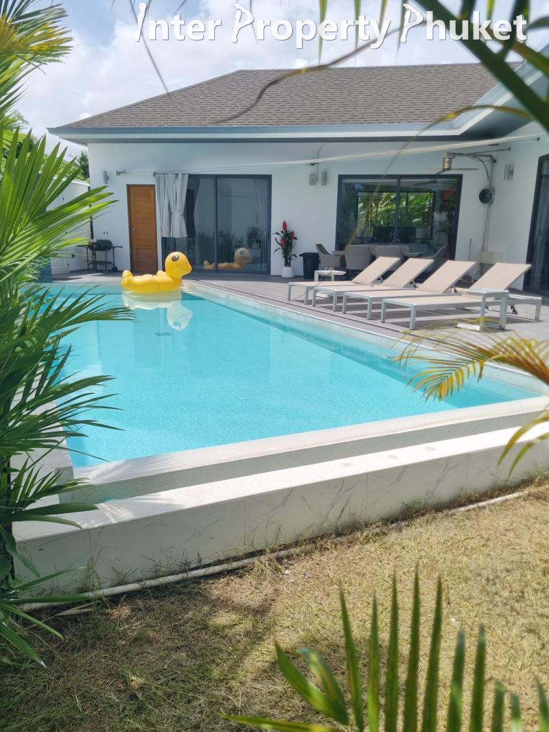 RRC317 4 Bedrooms villa for rent