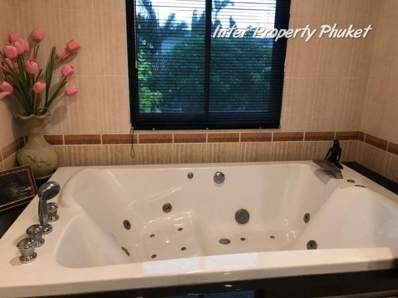 RSKT027 3 Bedrooms house for rent and sale