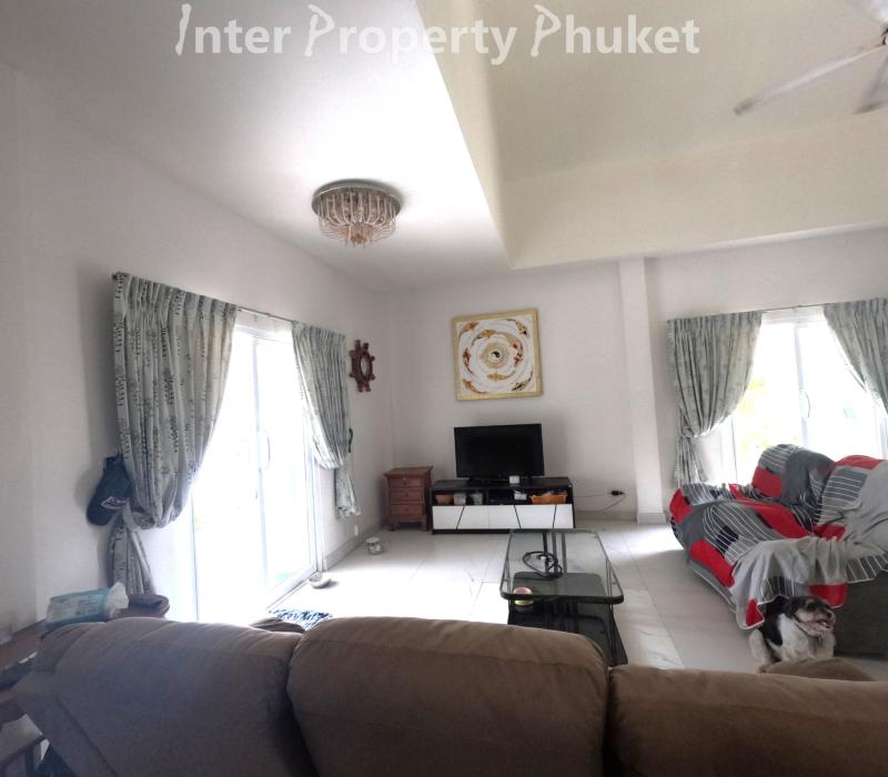 STL091 3 Bedrooms house for rent