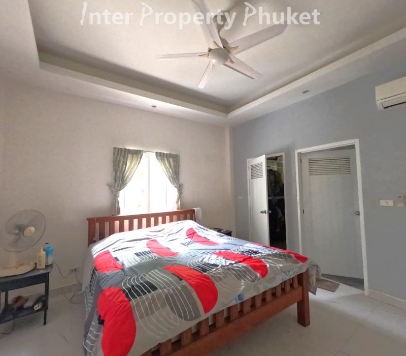 STL091 3 Bedrooms house for rent
