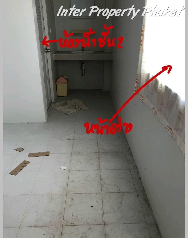 2 Bedrooms Commercial Building for rent