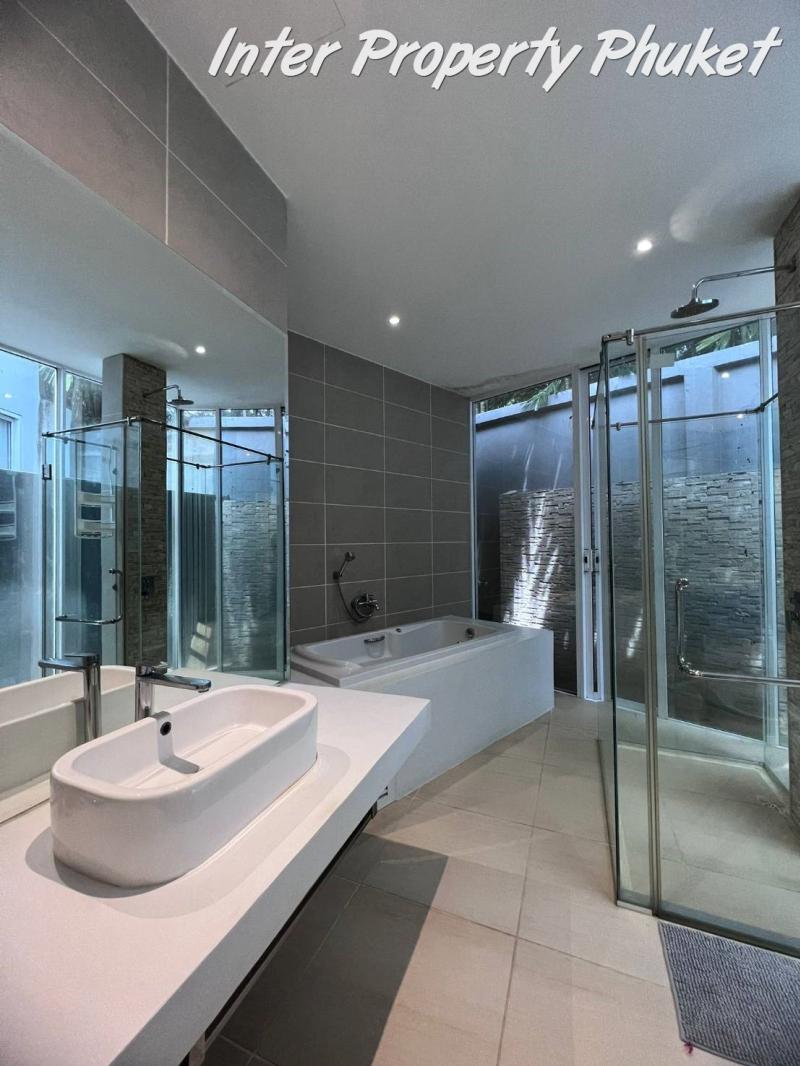 RRC324 3 Bedrooms villa for rent