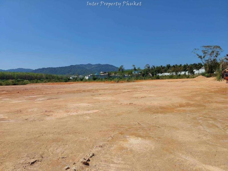 STL122 Land for sale