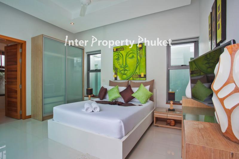 SR129 3 Ensuit bedrooms villa for sale