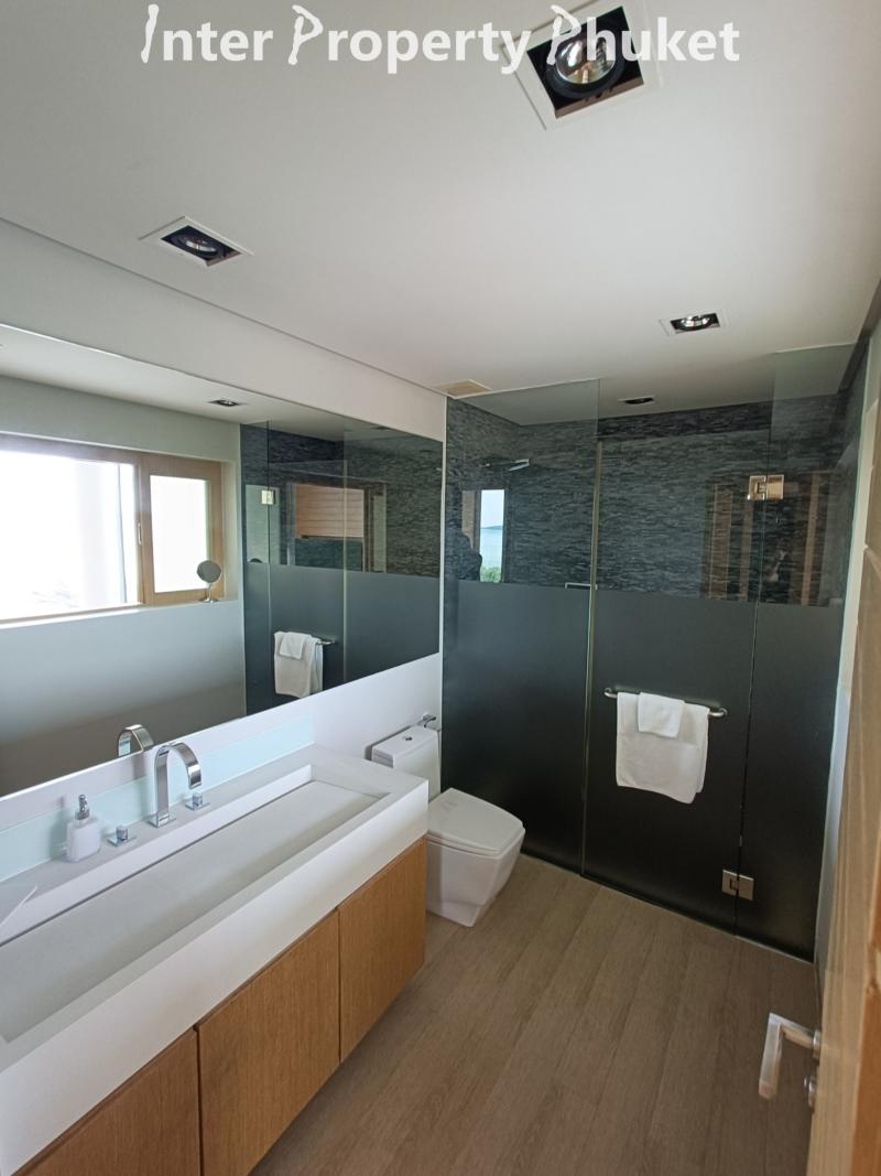 4 Bedrooms Seaview pool villa for rent and sale