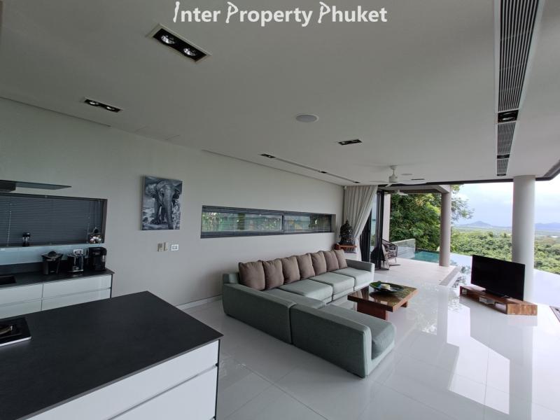 4 Bedrooms Seaview pool villa for rent and sale