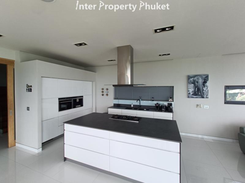 4 Bedrooms Seaview pool villa for rent and sale