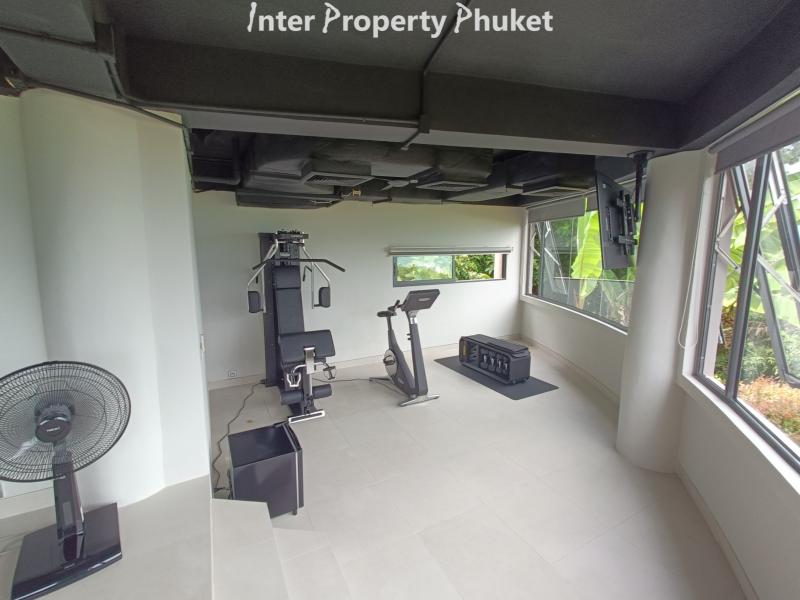 4 Bedrooms Seaview pool villa for rent and sale