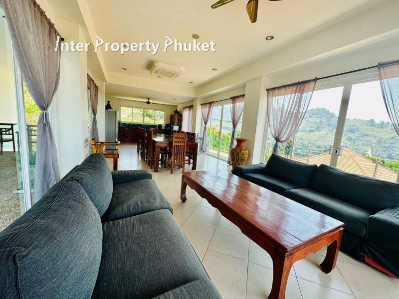 5 Bedrooms Private pool villa with Seaview for rent