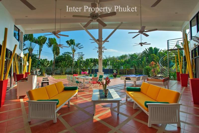 5 Bedrooms Private Villa for rent