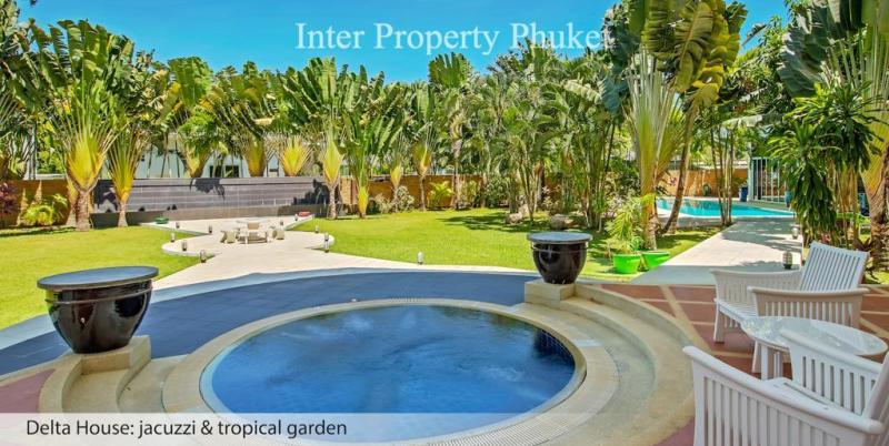 5 Bedrooms Private Villa for rent