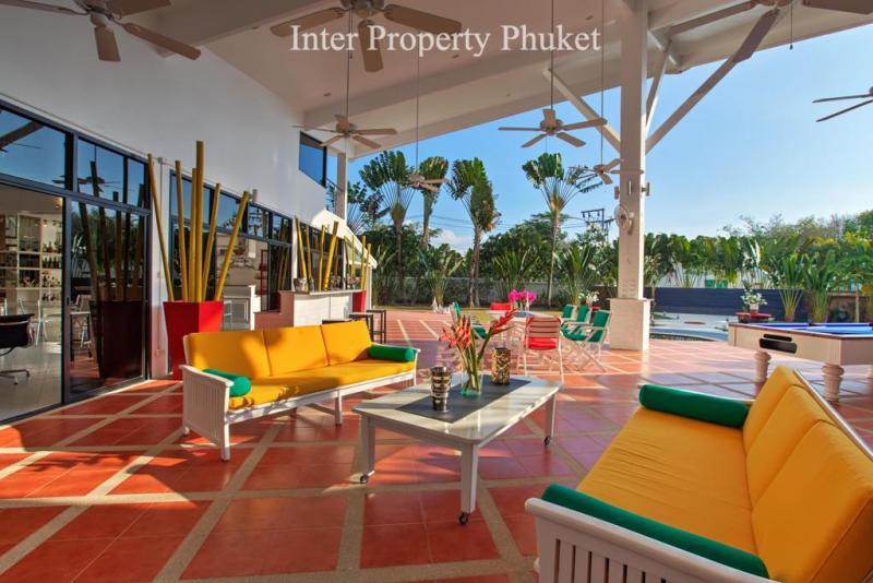 5 Bedrooms Private Villa for rent
