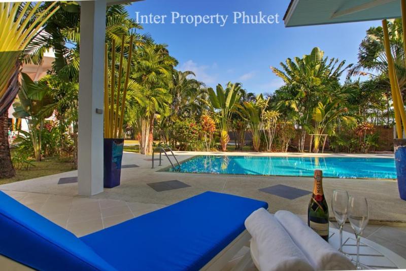 5 Bedrooms Private Villa for rent