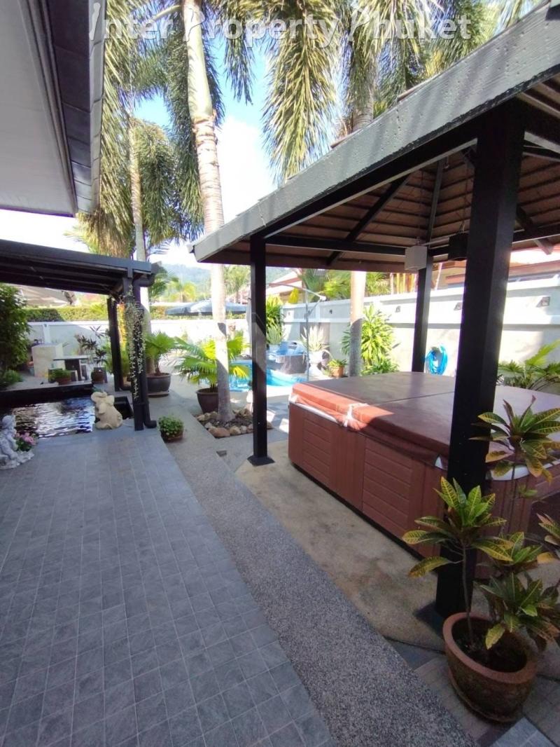 RSTL036 4 Bedrooms villa for rent and sale 