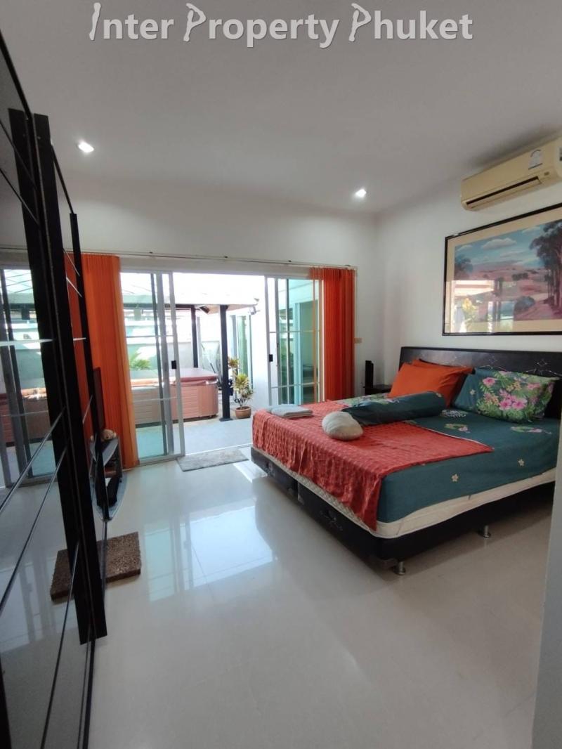 RSTL036 4 Bedrooms villa for rent and sale 