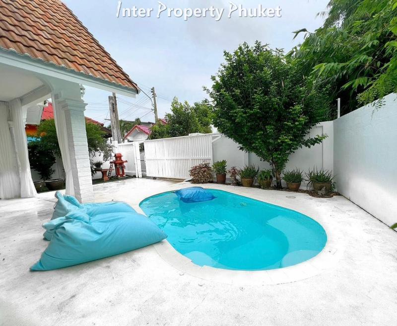 RR346 4 Bedrooms villa for rent