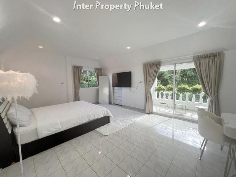 RR346 4 Bedrooms villa for rent