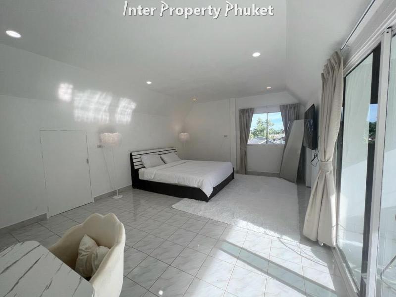 RR346 4 Bedrooms villa for rent
