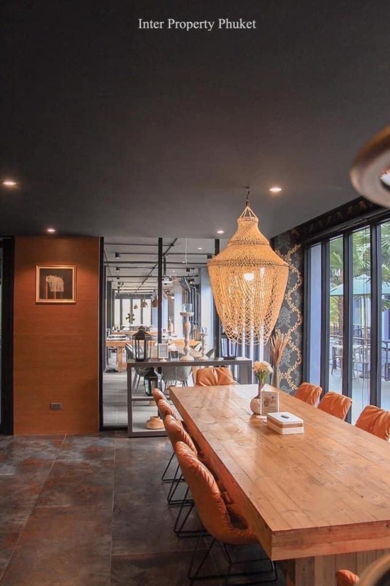 1 Bedroom Luxury 5 star condo for sale