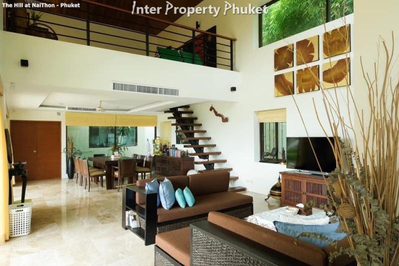 3 Bedrooms Panoramic Seaview for rent and sale