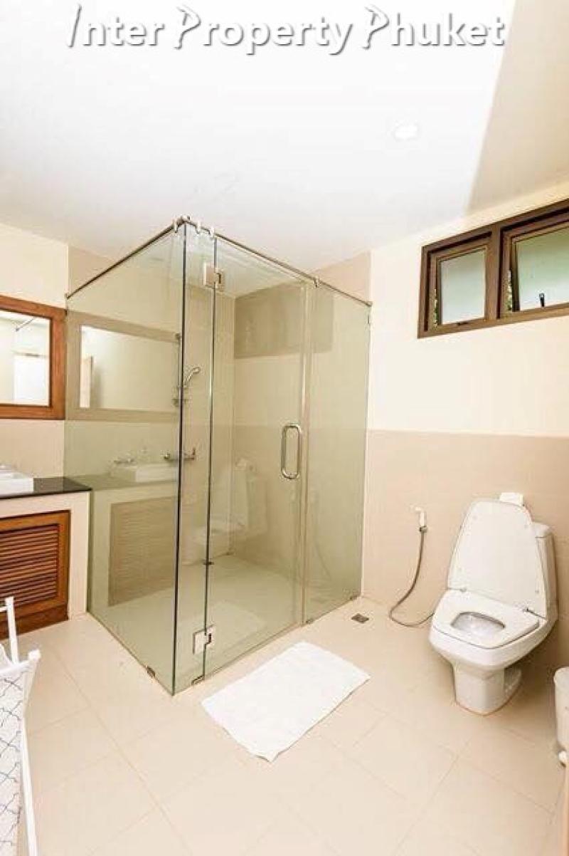 3 Bedrooms Panoramic Seaview for rent and sale