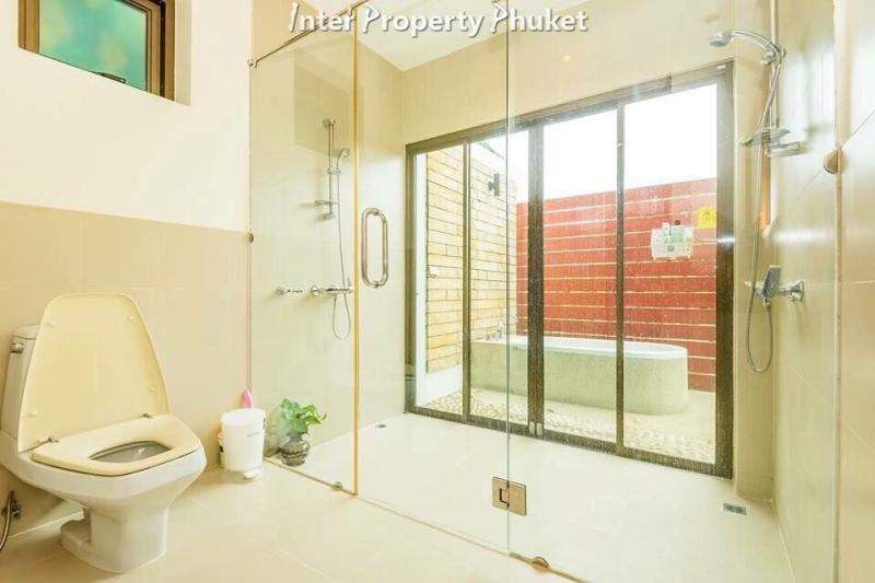 3 Bedrooms Panoramic Seaview for rent and sale