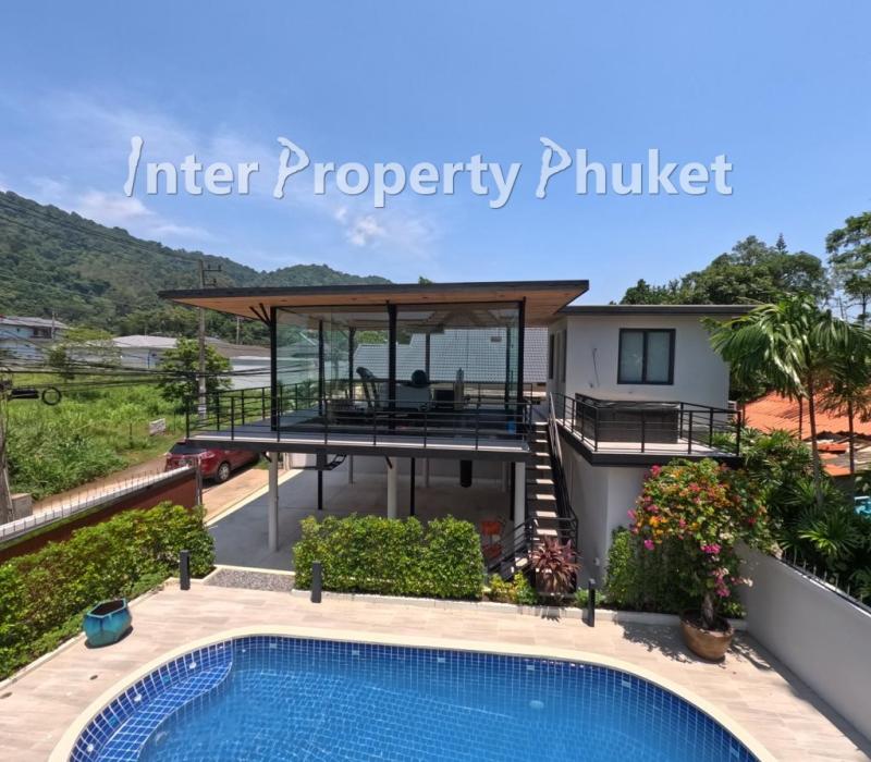 4 Bedrooms Modern Villa for sale