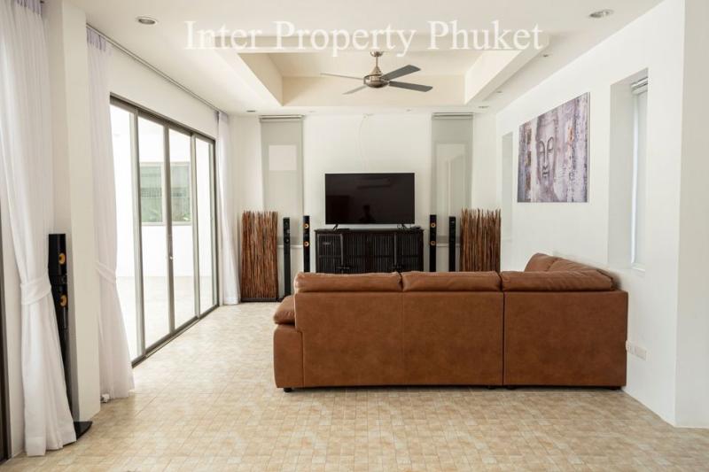 5 Bedrooms Pool Villa for rent and sale