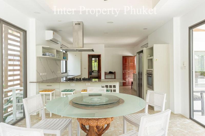 5 Bedrooms Pool Villa for rent and sale