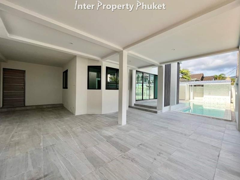 4 Bedrooms new renovated villa for sale