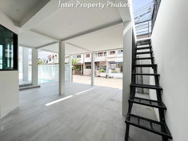 4 Bedrooms new renovated villa for sale