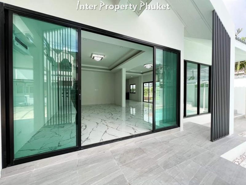 4 Bedrooms new renovated villa for sale