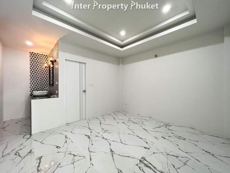 4 Bedrooms new renovated villa for sale