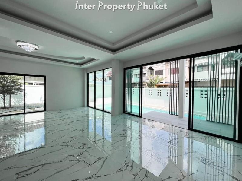 4 Bedrooms new renovated villa for sale