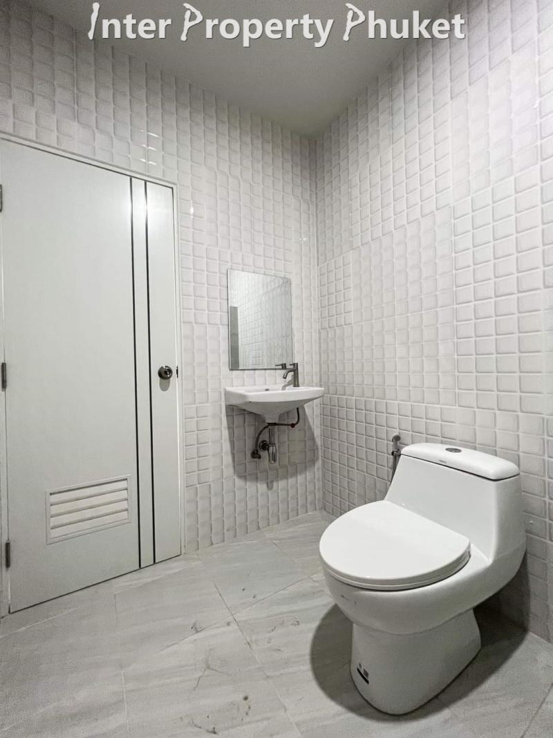 4 Bedrooms new renovated villa for sale