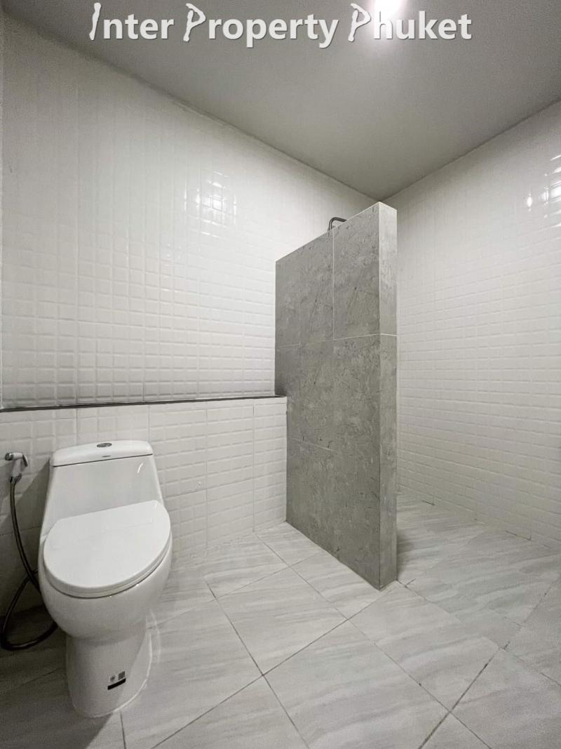 4 Bedrooms new renovated villa for sale
