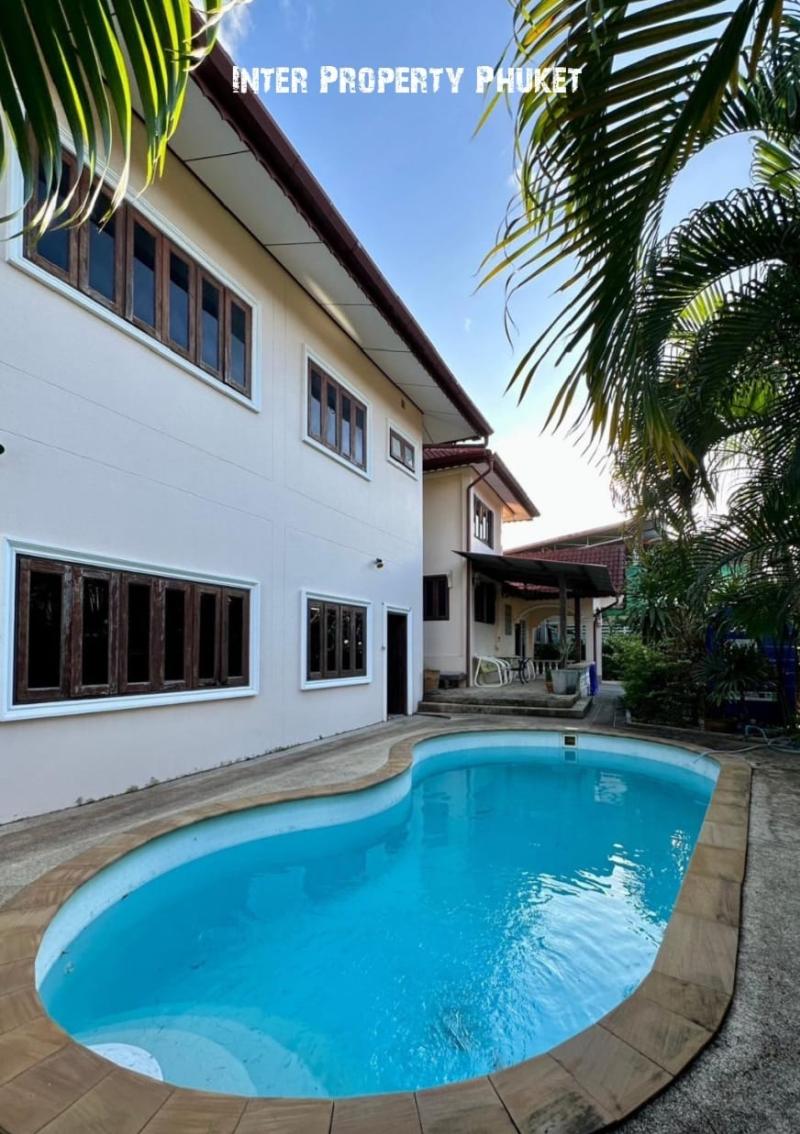 2 Houses within same fence - 3 Bedrooms for sale