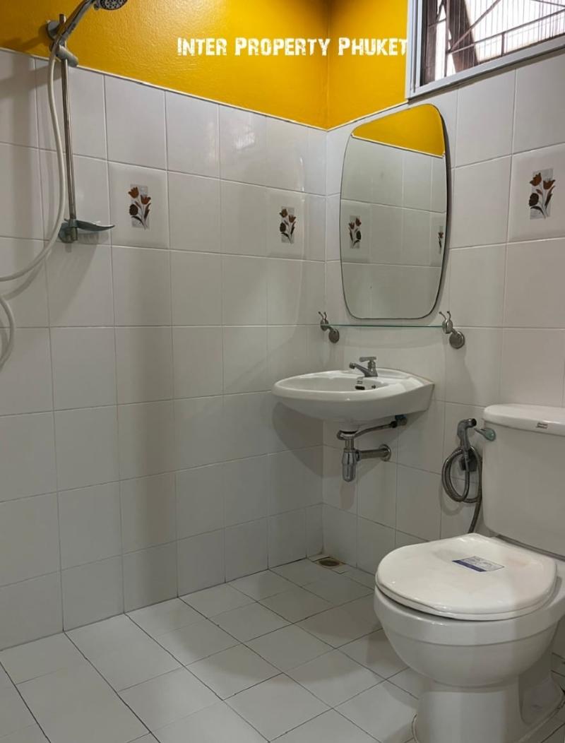 2 Houses within same fence - 3 Bedrooms for sale